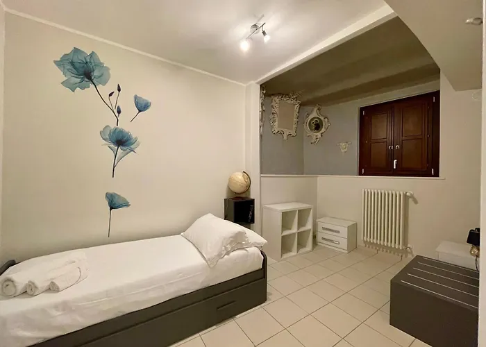 Dimore Il Duomo 3* ラクイラ